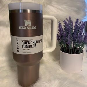 Stanley 40oz Quencher H2.0 Tumbler- Rose Quartz Gold